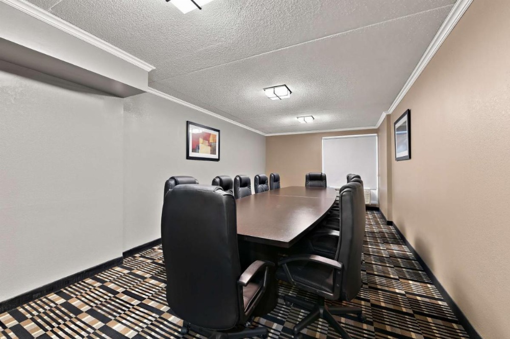 Best Western Plus Toronto North York Hotel & Suites Image 29